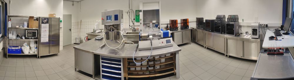 新的开发与原型实验室